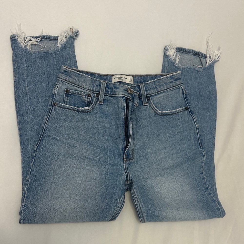 Abercrombie & Fitch Skinny High Rise Light Blue High Rise Jeans - Picture 4 of 6